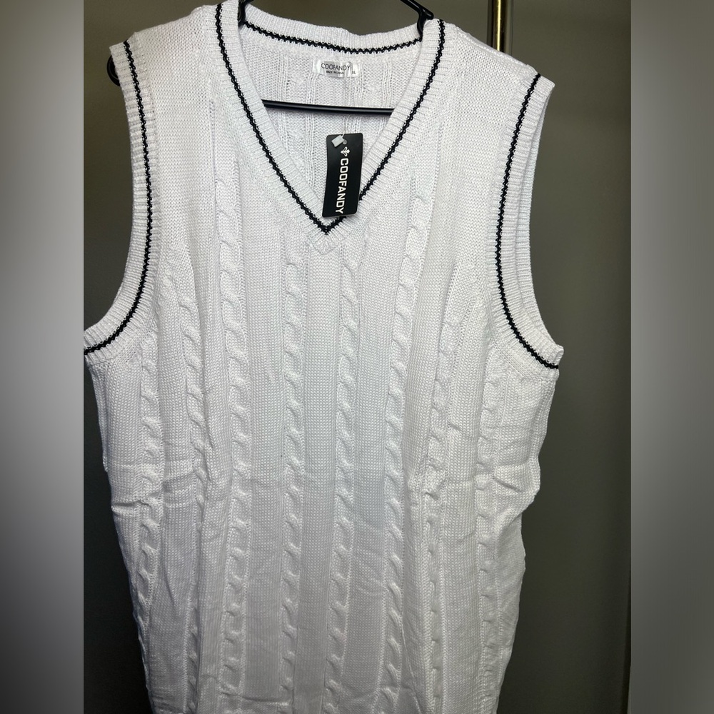 CoofAndy Sweater Vest Size XL. Brand new with Tags.
